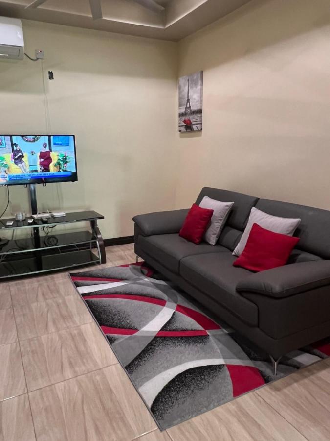 Kingston Oasis One Bedroom Exterior photo
